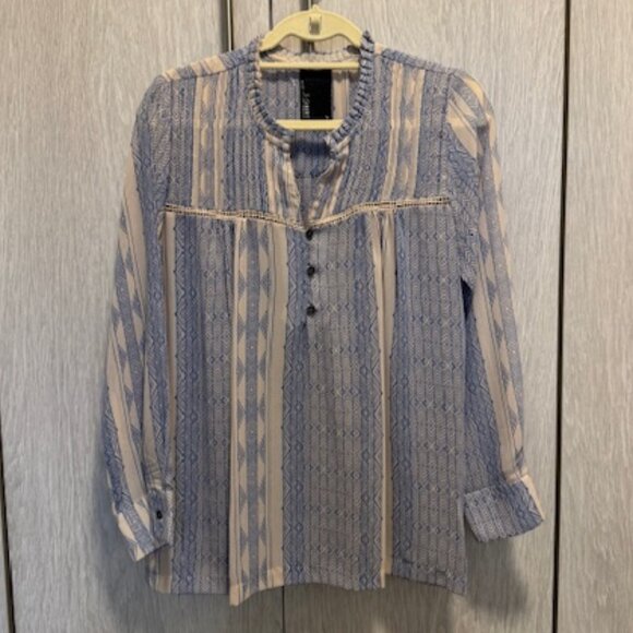 Dolan for Anthropologie “Odessa” Sheer Blouse in Size Medium - Picture 3 of 9